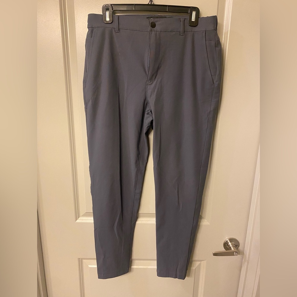Cuts AO jogger Pant Cast Iron — size M